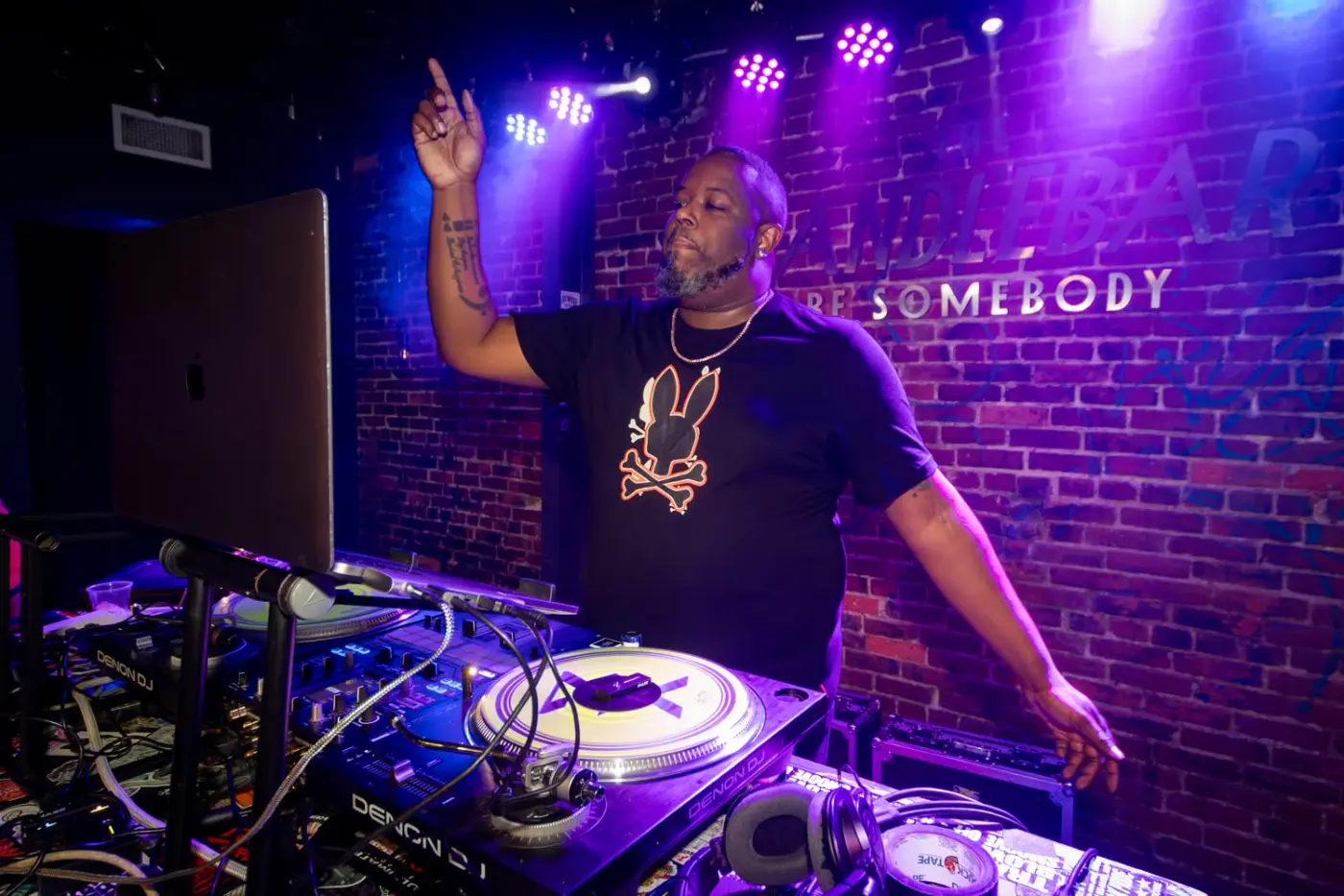 DJ 3X