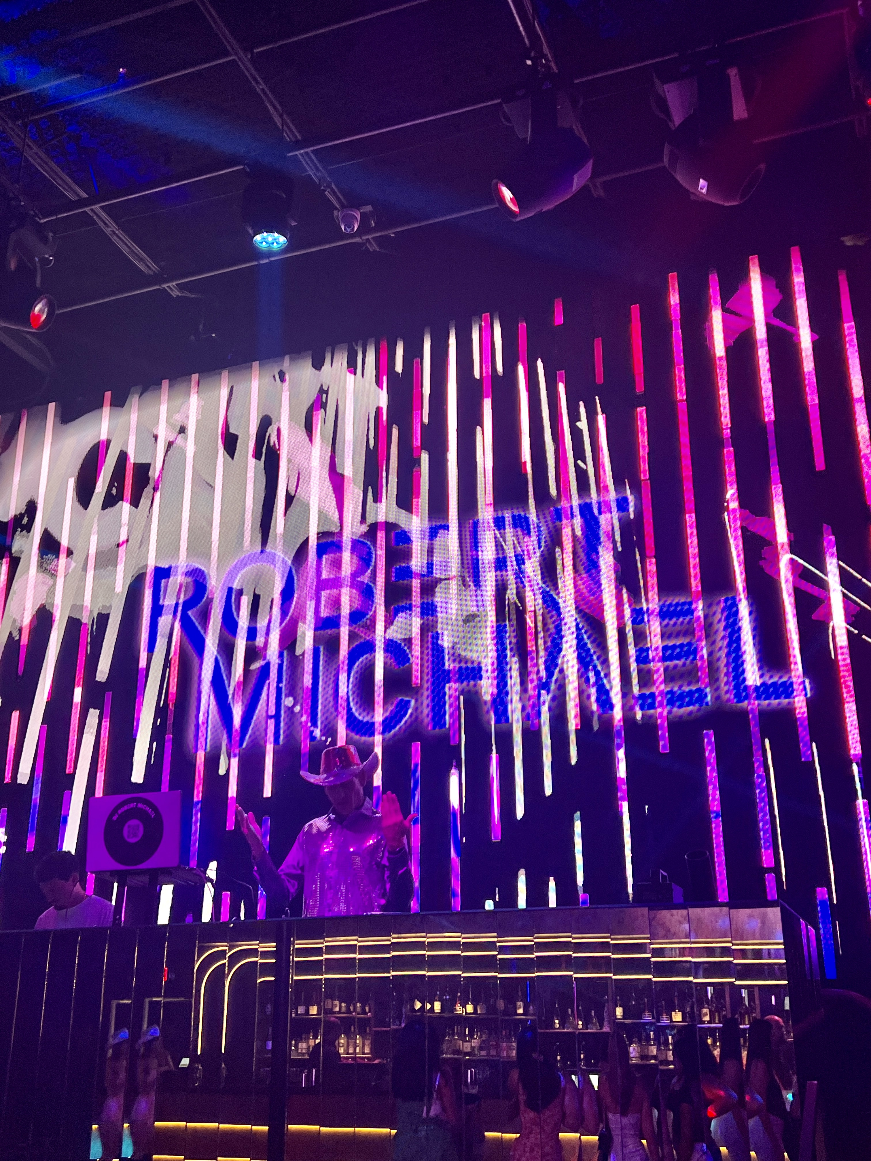 DJ Robert Michael gallery photo 3